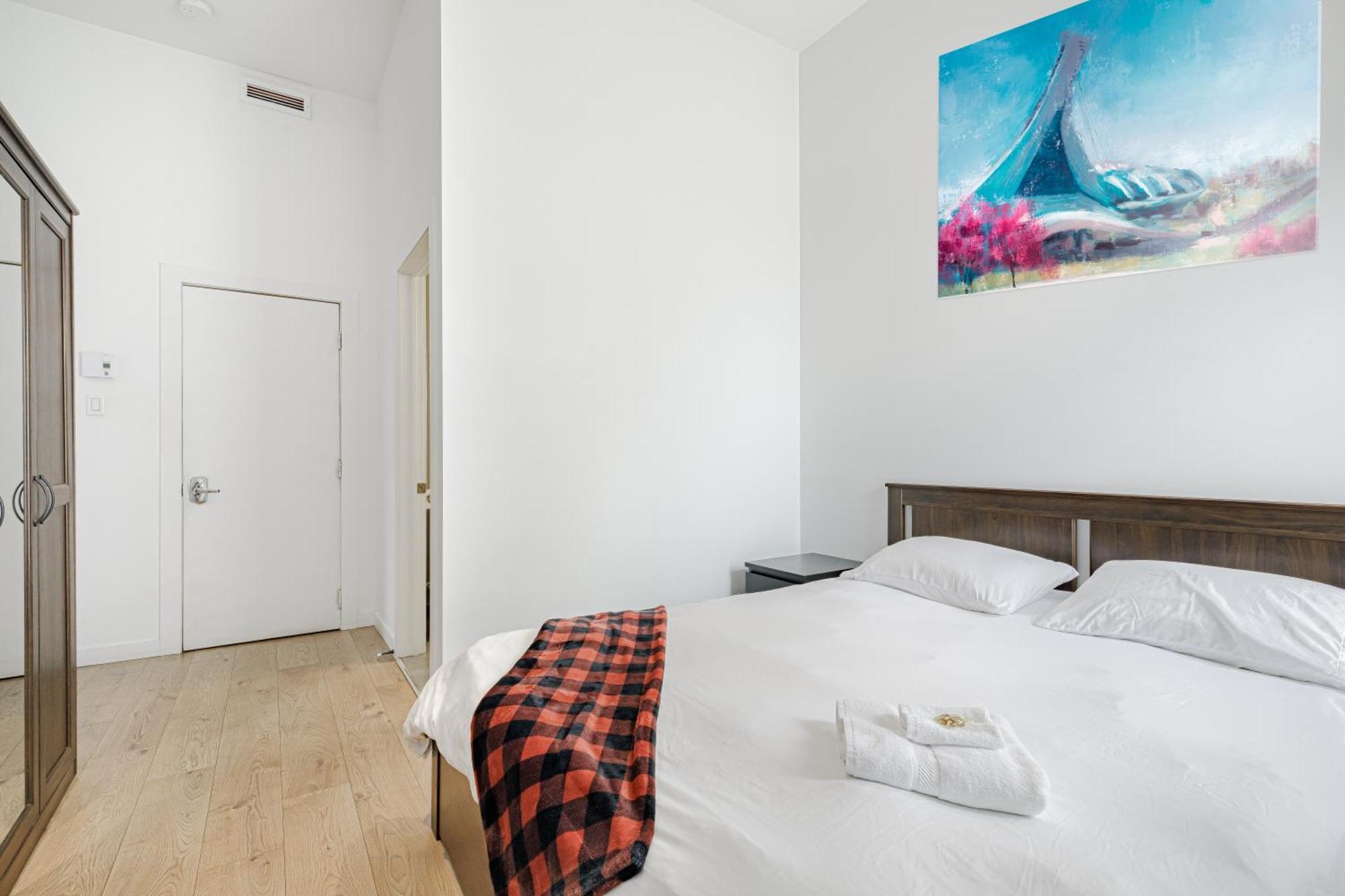 Homa Homestay Hotel By Olympic Stadium Montreal Auberge-Hostel Exteriör bild